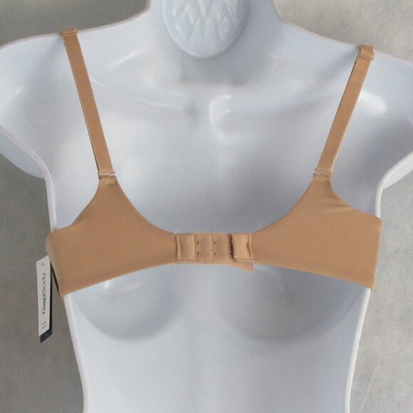 GAP GapBody Women's Everyday Essentials T-Shirt Bra, Brush Beige - Picture 2 of 9